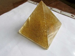 glass pyramid 2